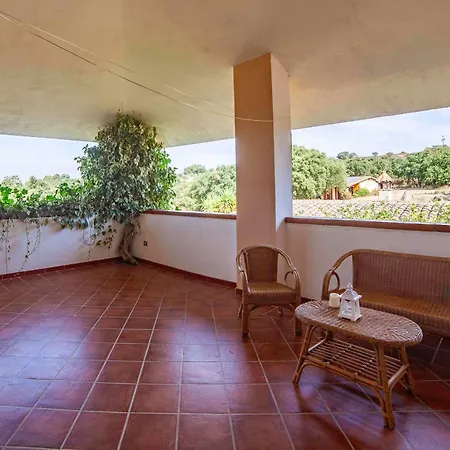 Sa Tanchitta ファームステイ Ula Tirso